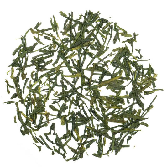 Premium Sencha Konomi luomu vihreä tee. Kuvassa Premium Sencha Konomi luomu vihreän teen lehtiä.